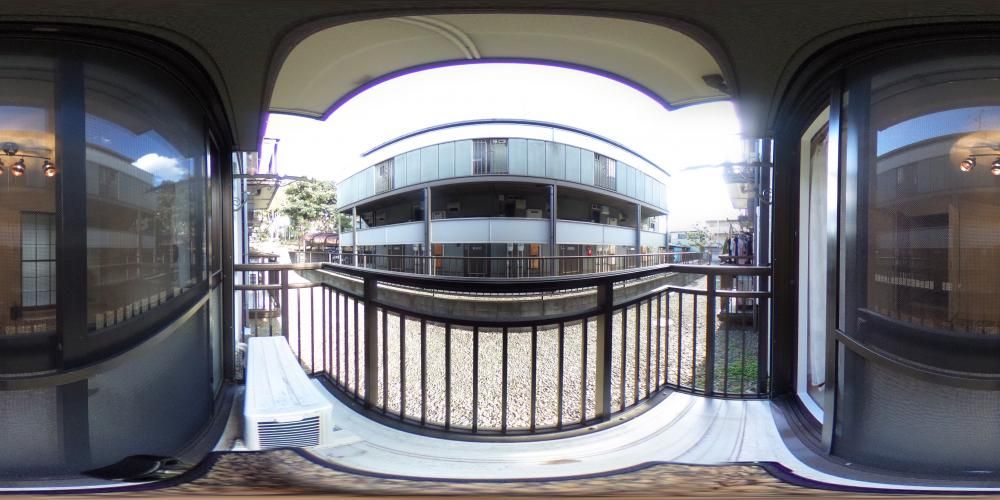 �����s�O��s����2����3-18�̃A�p�[�g�̃o���R�j�[