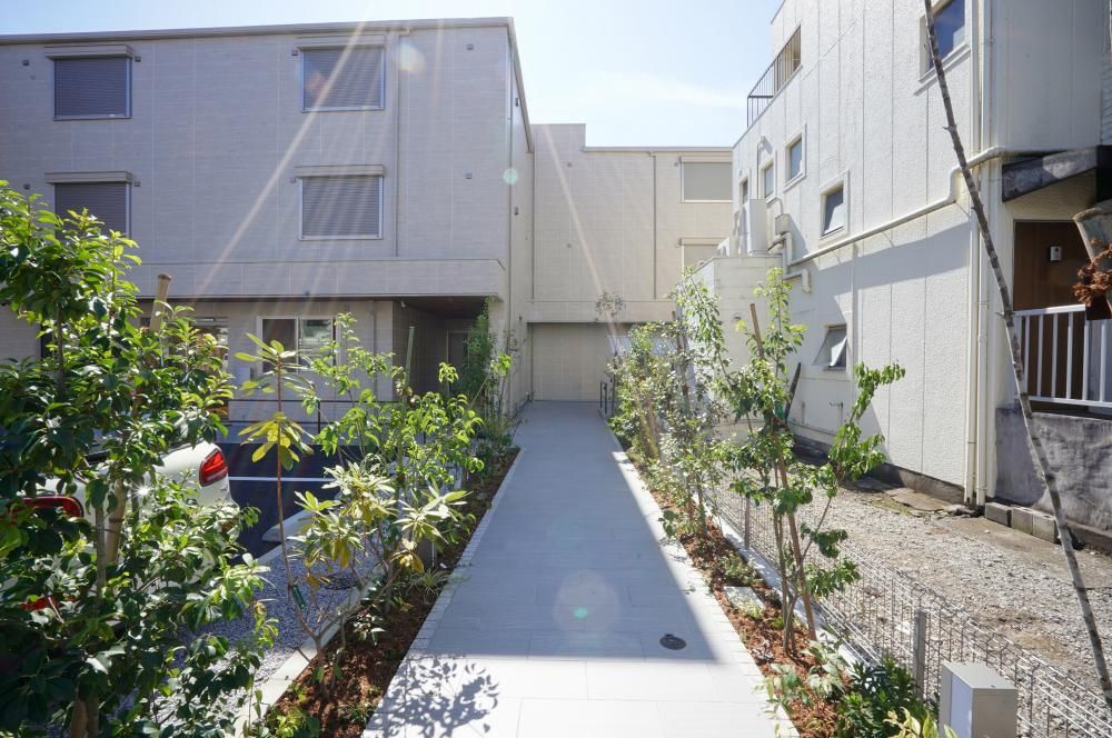 �����s�O��s���1����17-30�̃}���V�����̌����O��