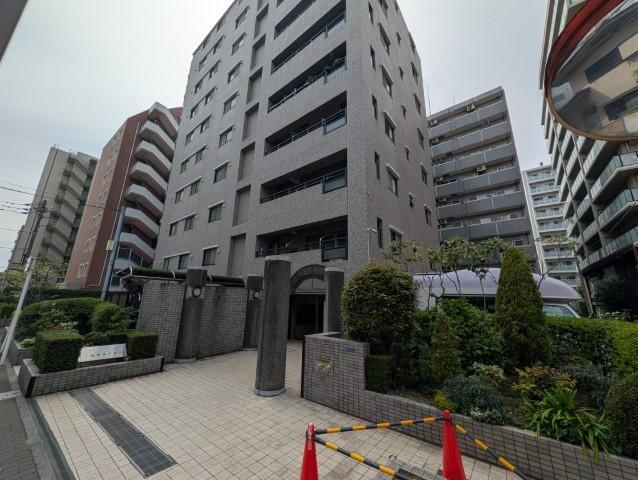 �����s�O��s���A��3����41-1�̃}���V�����̌����O��