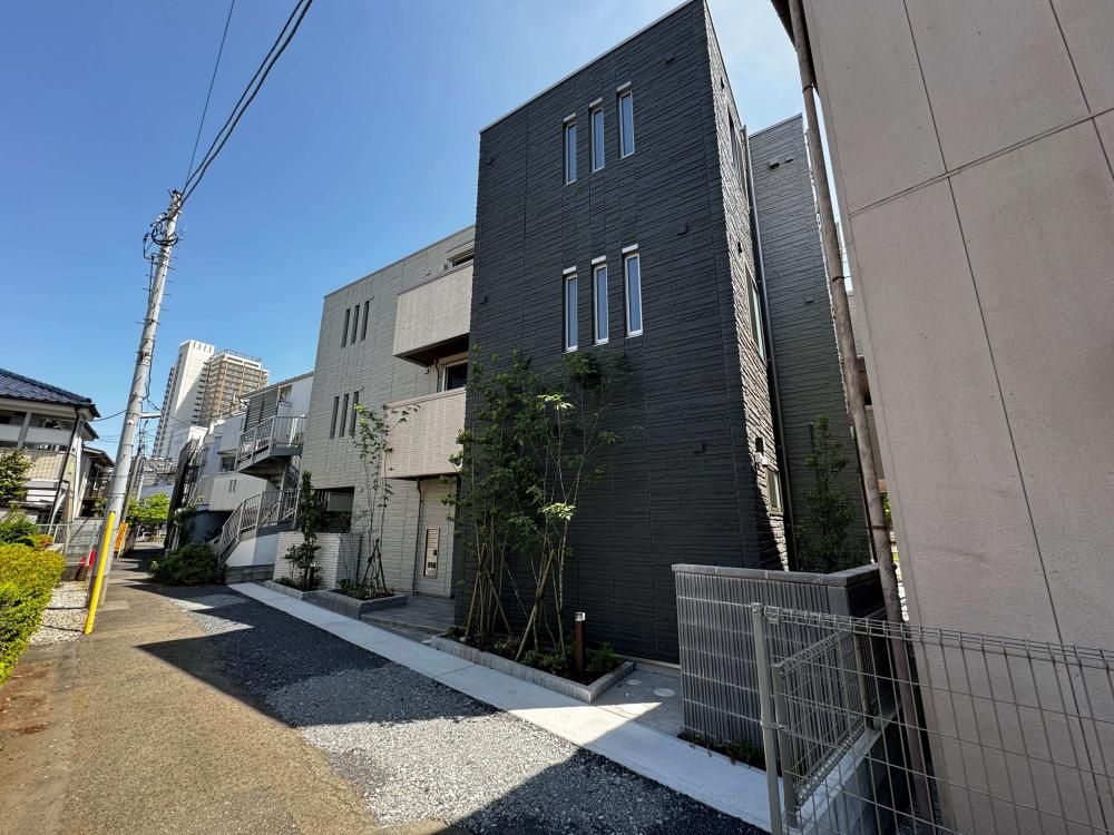 �����s������s�{��5����8-3�̃}���V�����̌����O��