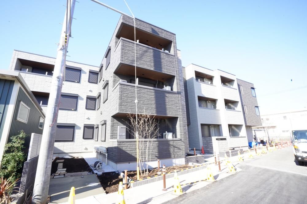 �����s�O��s��A��2����20-3�̃}���V�����̌����O��