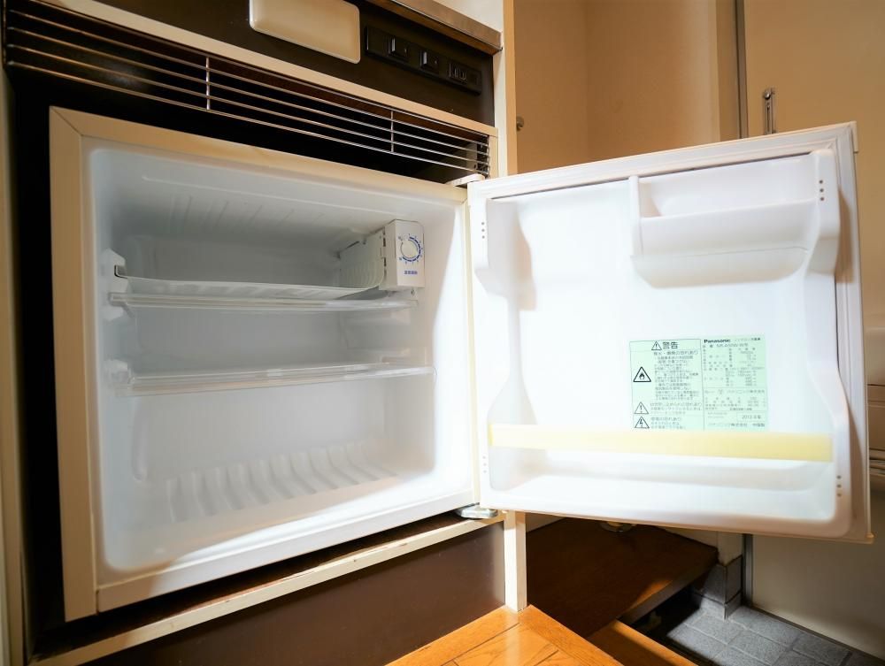 【キッチン】　備え付け冷蔵庫ございます！！
